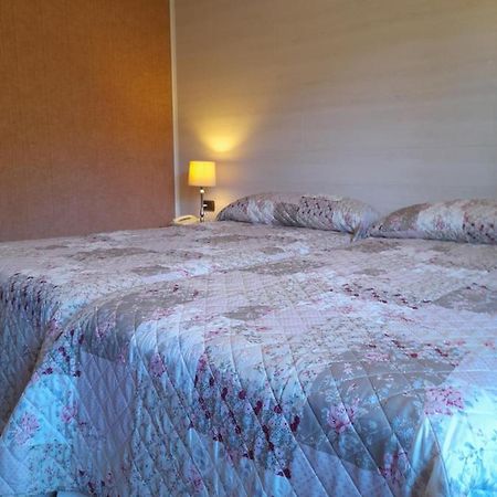 Hotel Giral Biescas  Bagian luar foto